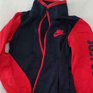 Nike red and black Jacket Size 2-3 Years 3T
